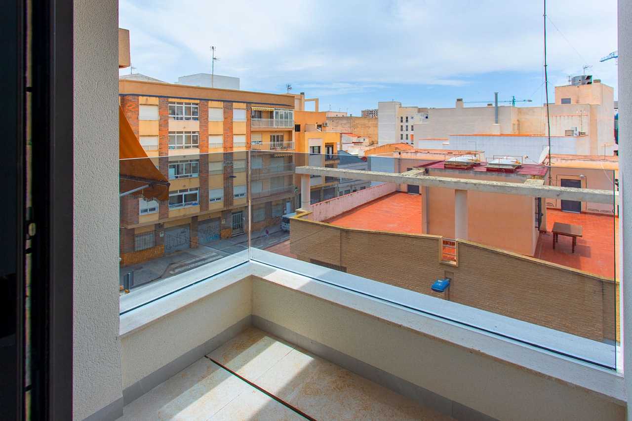 Apartment in Torrevieja – YC418291