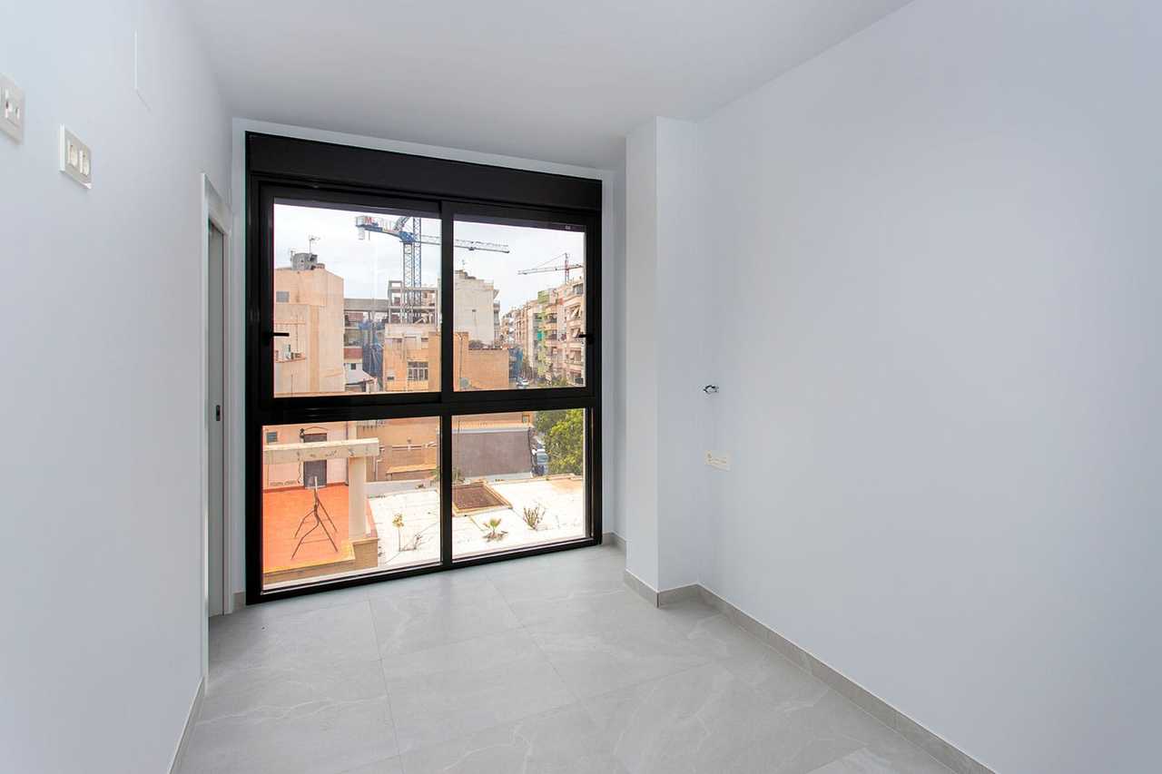 Apartment in Torrevieja – YC418291