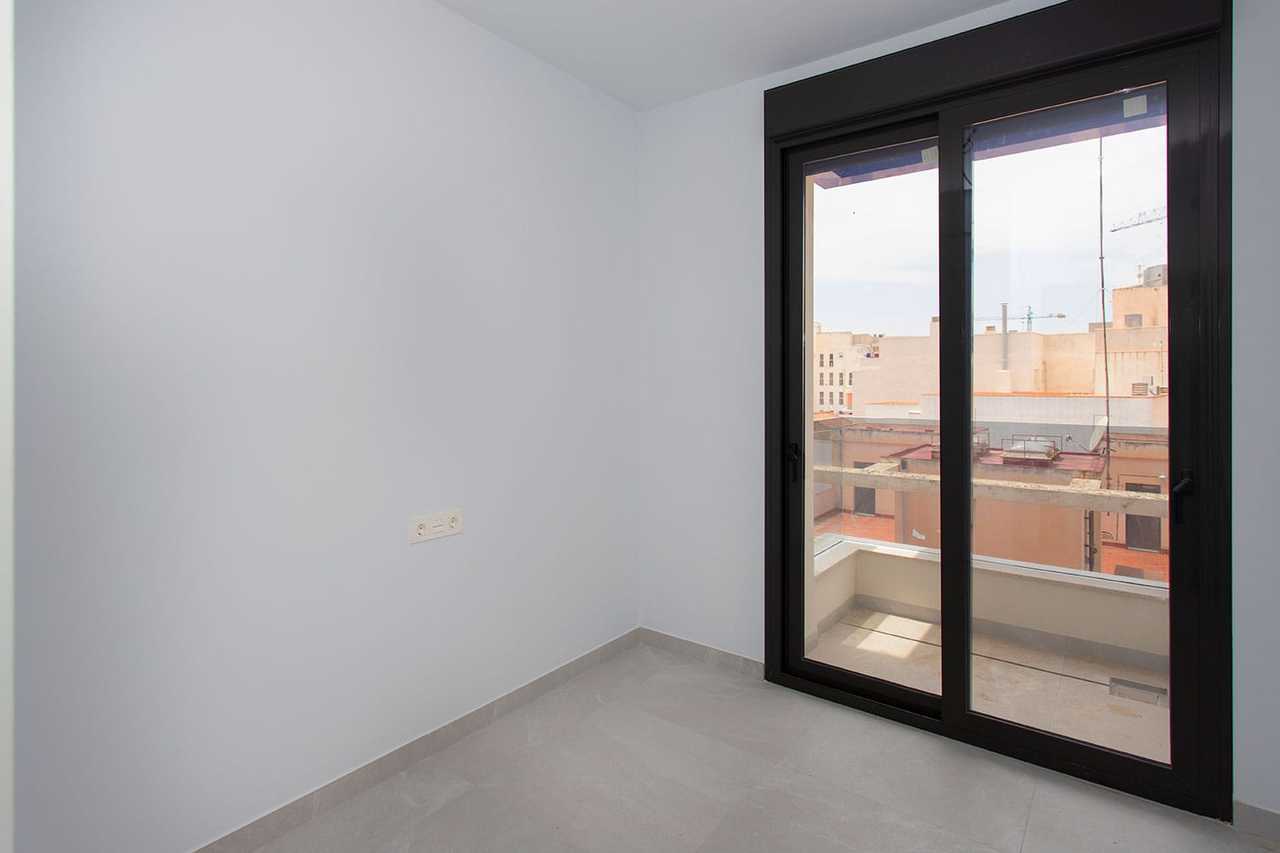 Apartment in Torrevieja – YC418291