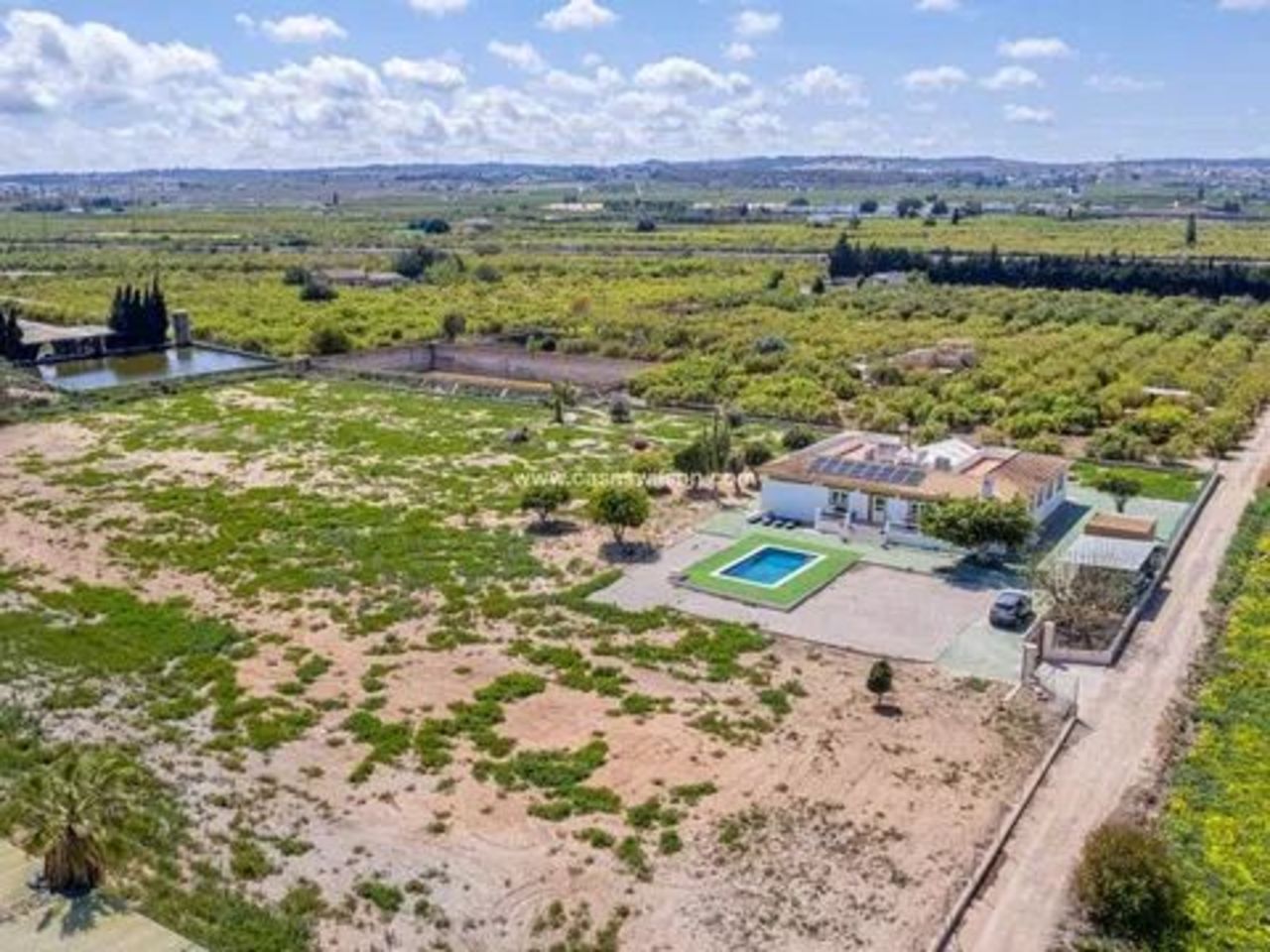 Villa in San Miguel de Salinas – YC417541