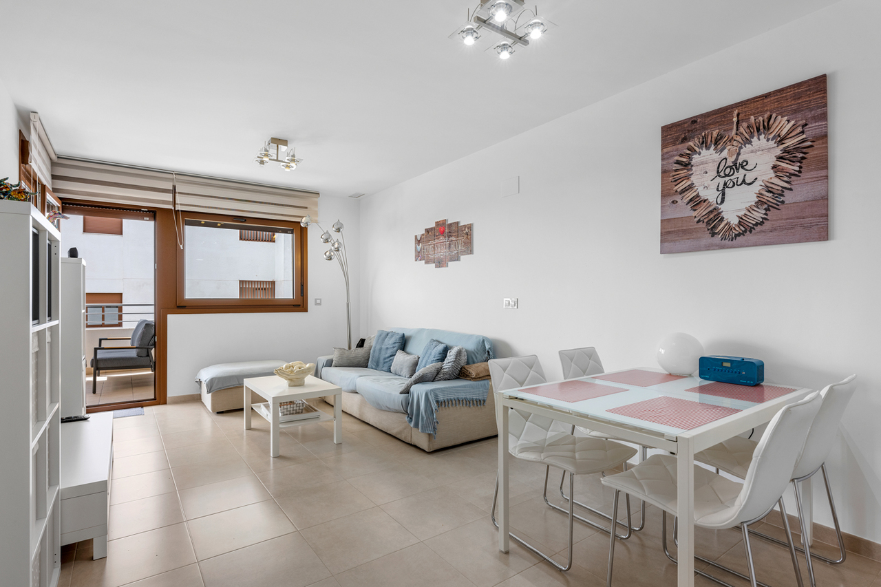 Apartment in Cabo Roig 15