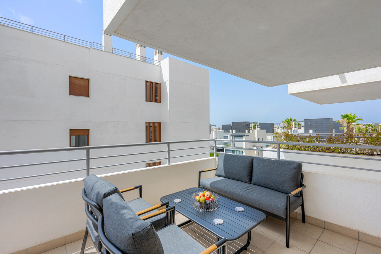 Apartment in Cabo Roig 10
