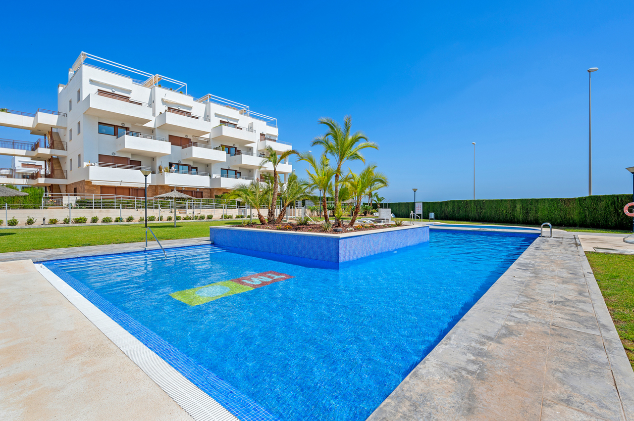 Apartment in Cabo Roig 6