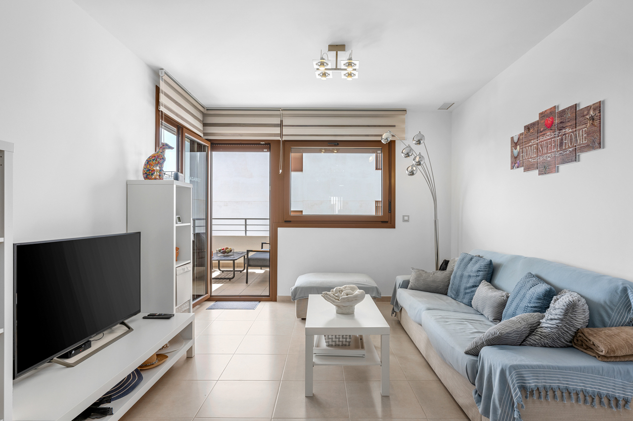 Apartment in Cabo Roig 11
