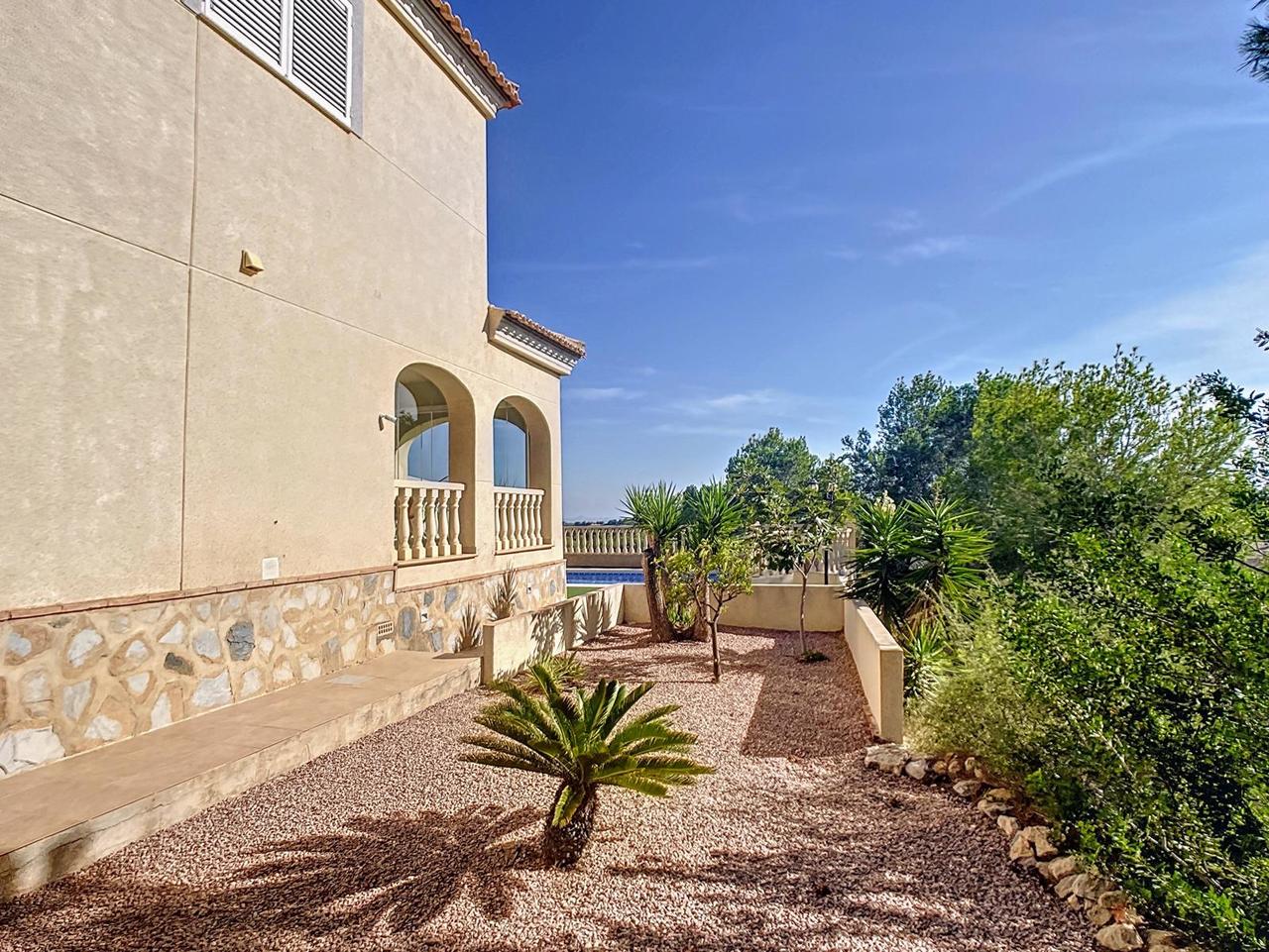 Villa in Pinar de Campoverde – YC415416