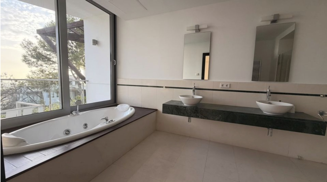 Villa in Marbella – YC798985