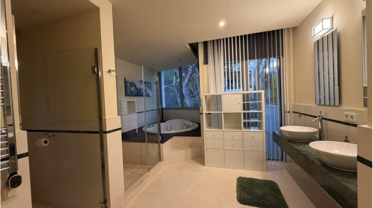 Villa in Marbella – YC798950
