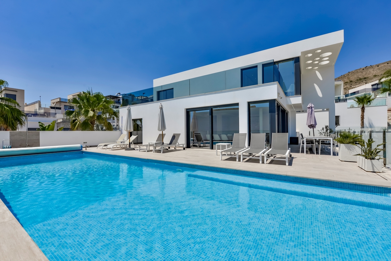 Vrijstaande villa te koop in Finestrat, Finestrat