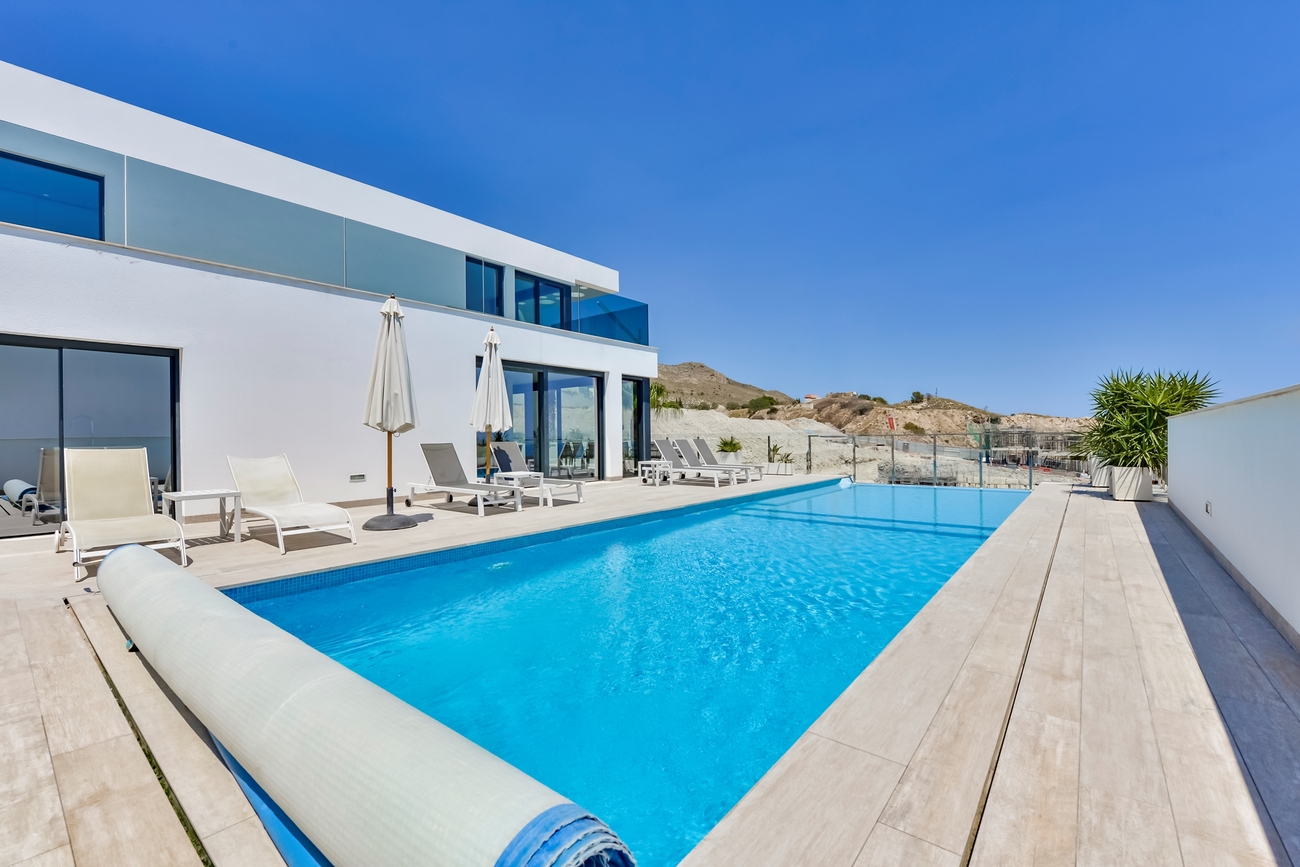 Vrijstaande villa te koop in Finestrat, Finestrat