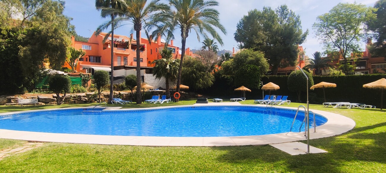 Apartment in Marbella - view 1