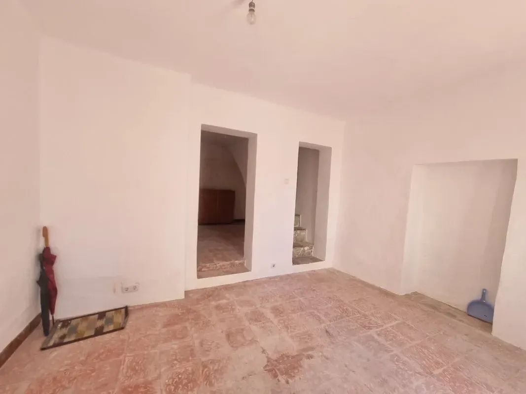 Halfvrijstaande woning te koop in Cortes de la Frontera
