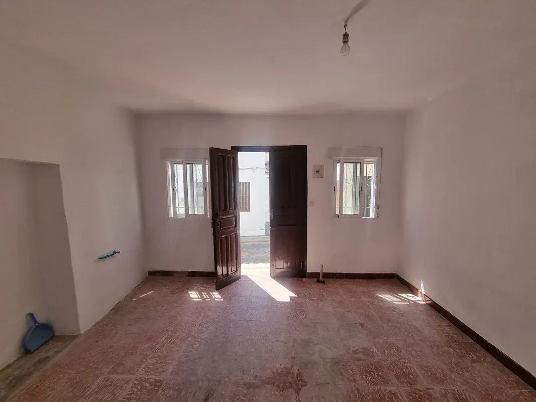 Halfvrijstaande woning te koop in Cortes de la Frontera