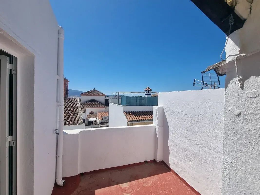 Halfvrijstaande woning te koop in Cortes de la Frontera