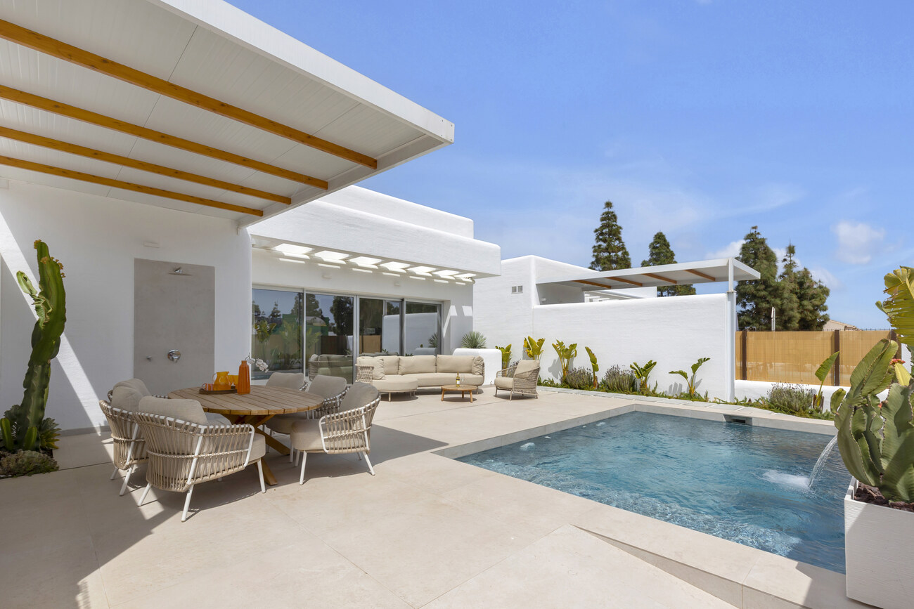 Vrijstaande villa te koop in Los Alcázares