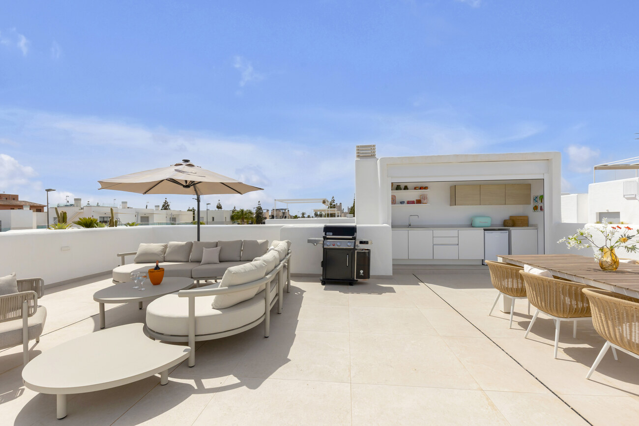 Vrijstaande villa te koop in Los Alcázares