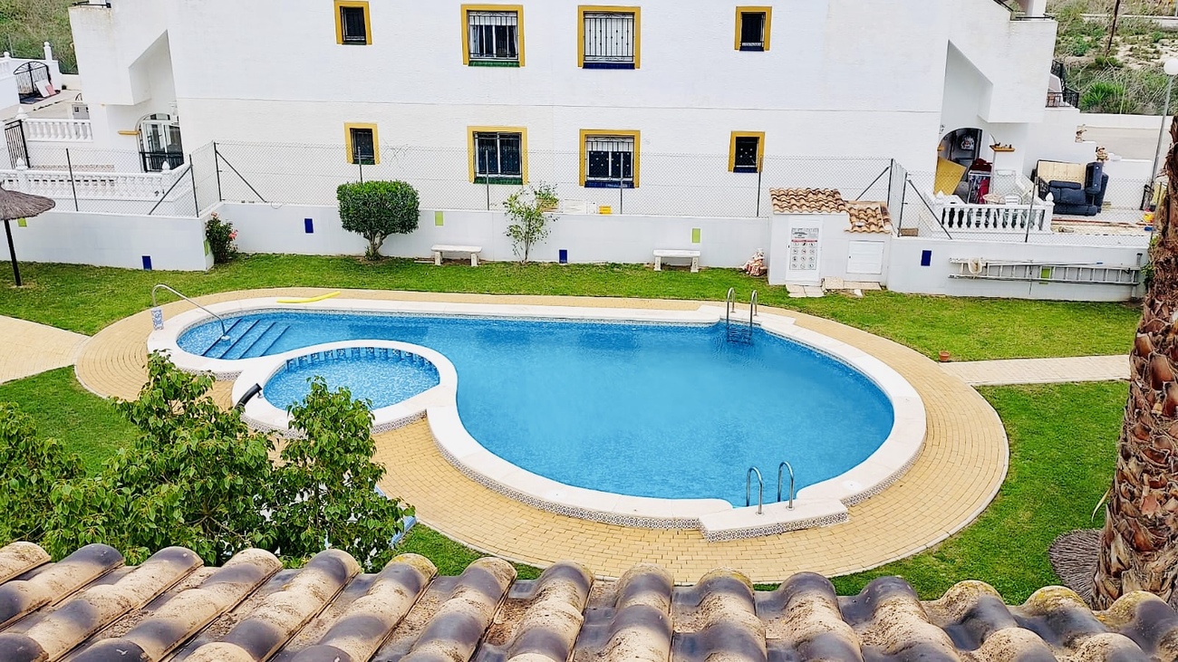 Penthouse in Vistabella Golf Entre Naranjos