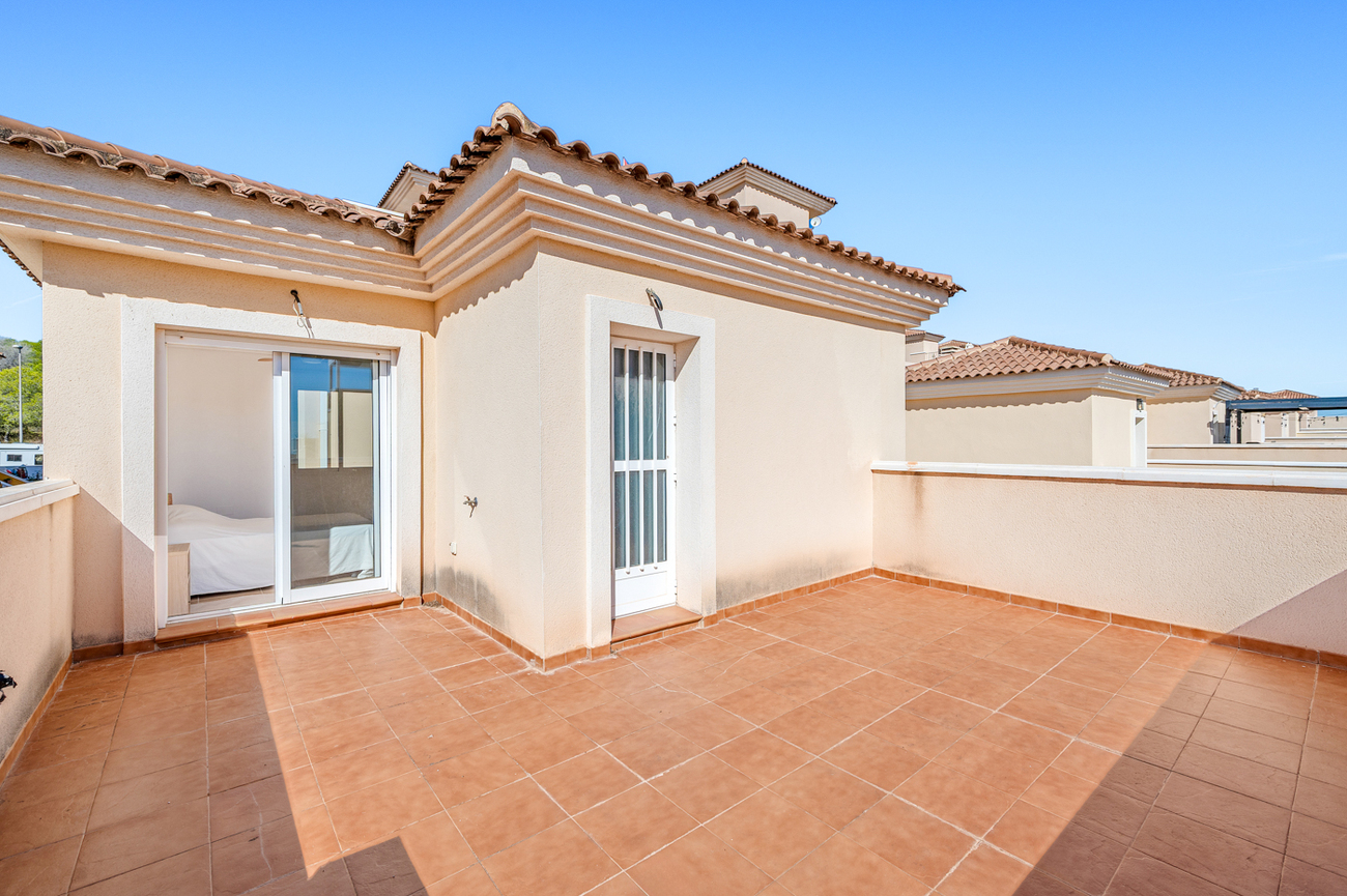 Town House in San Miguel de Salinas – YC787849