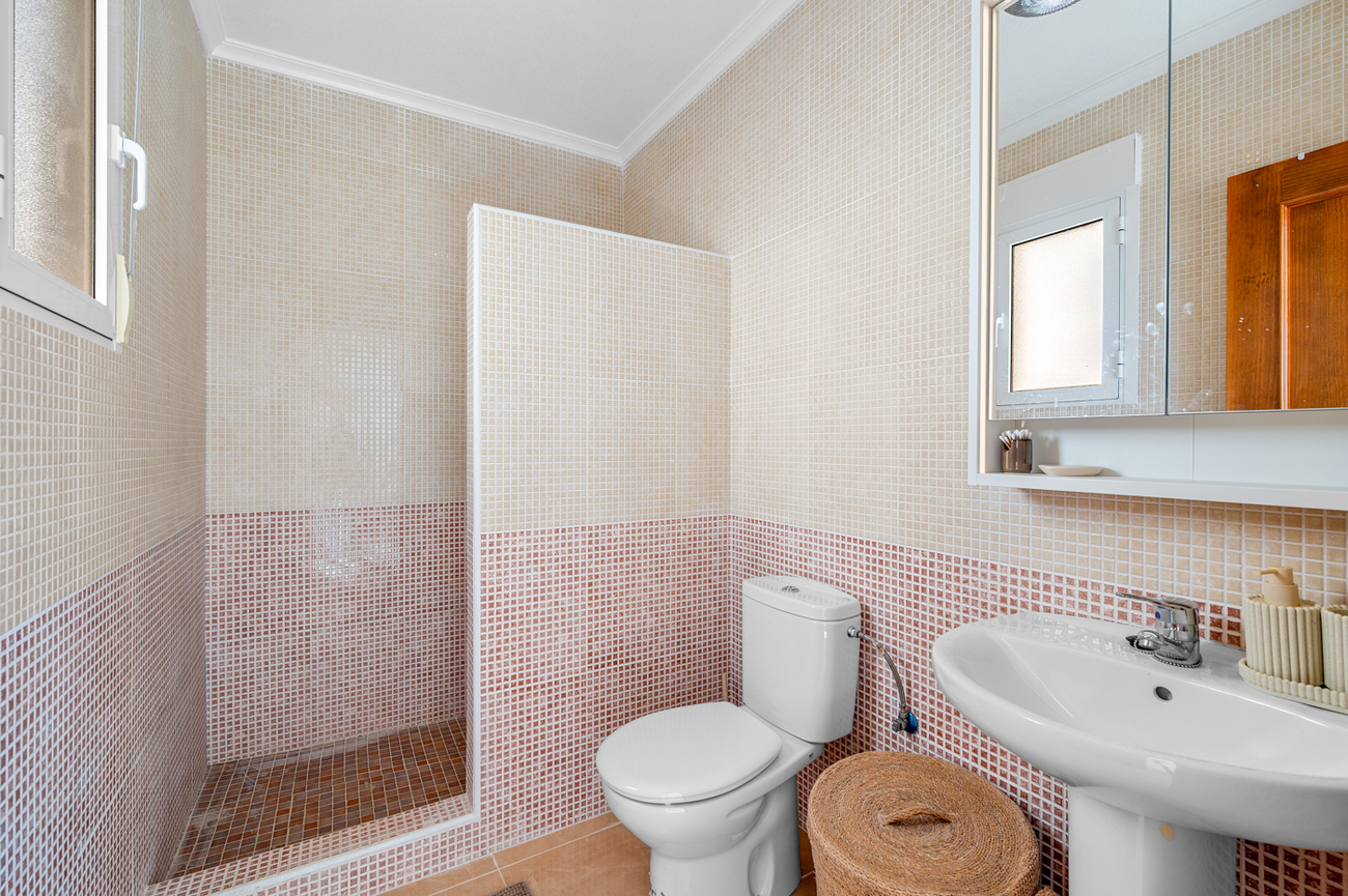 Town House in San Miguel de Salinas – YC787849