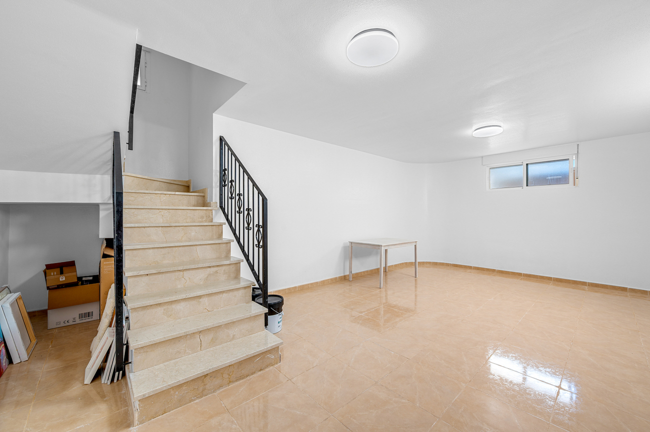 Town House in San Miguel de Salinas – YC787849