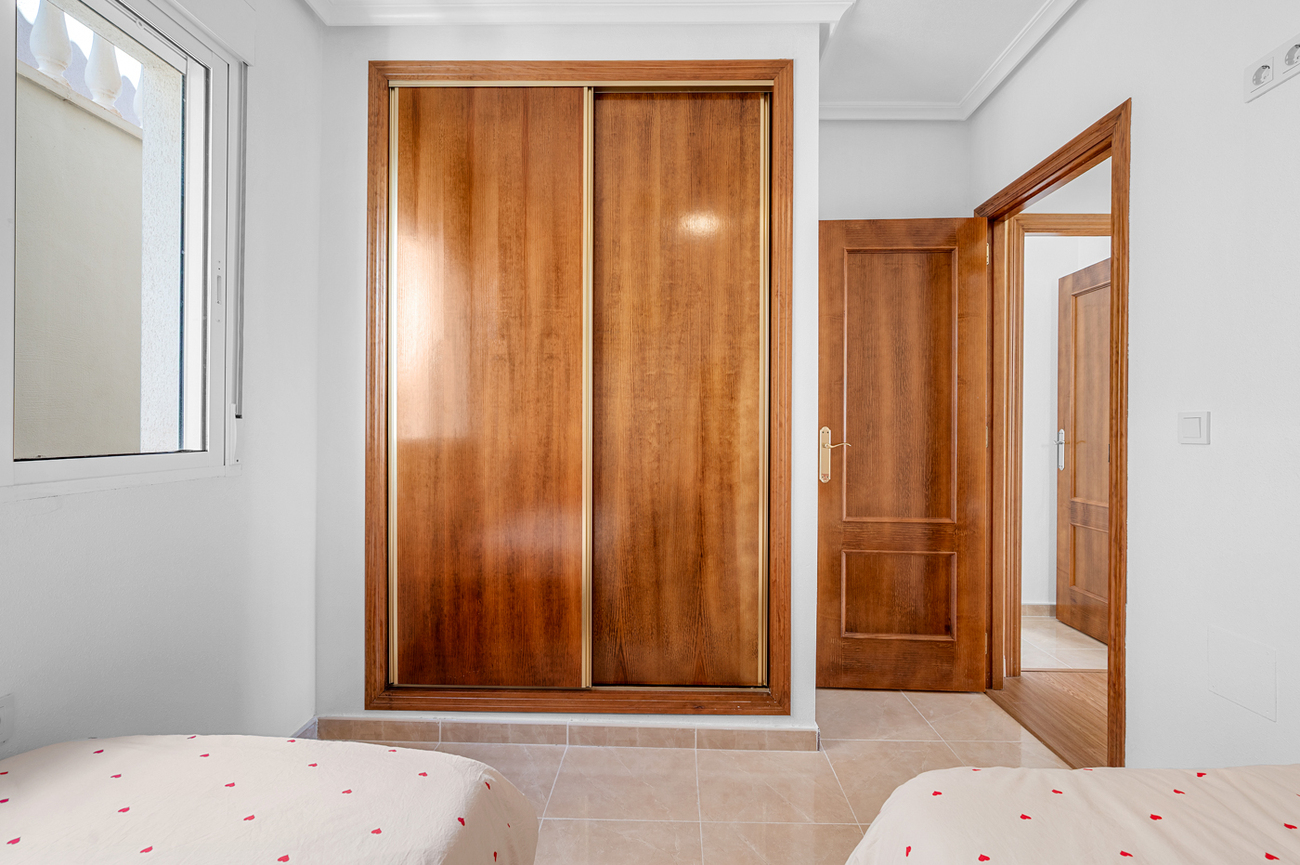 Town House in San Miguel de Salinas – YC787849