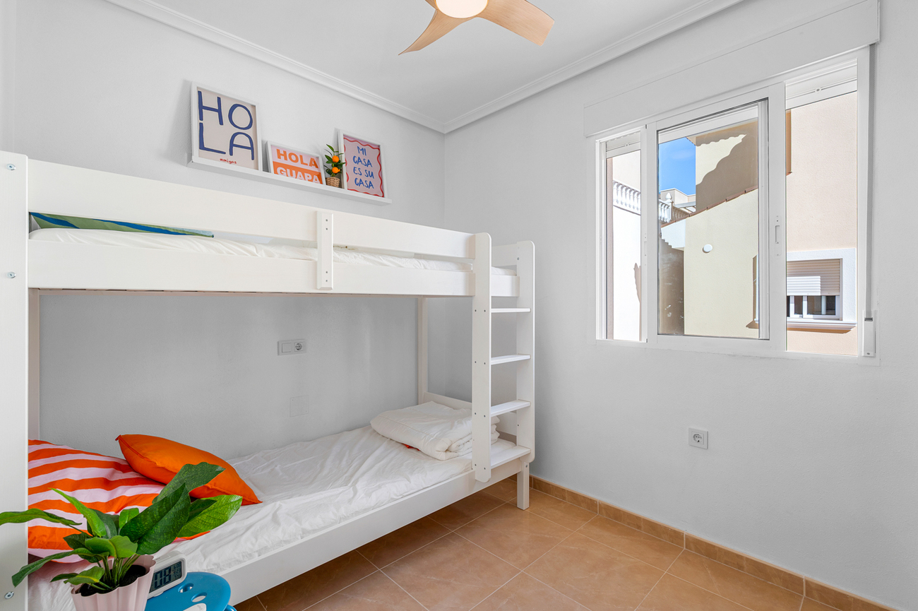 Town House in San Miguel de Salinas – YC787849