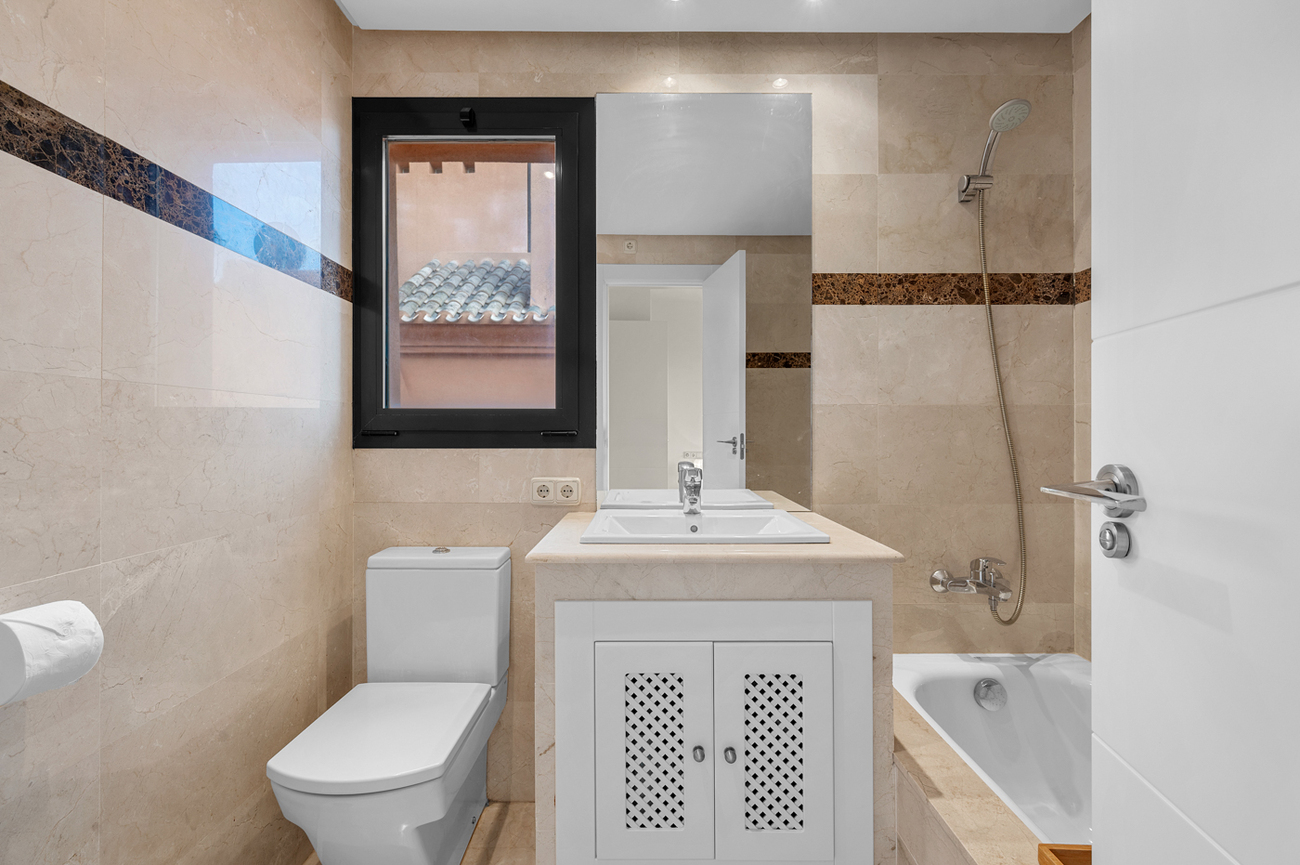 Town House in San Miguel de Salinas – YC787809