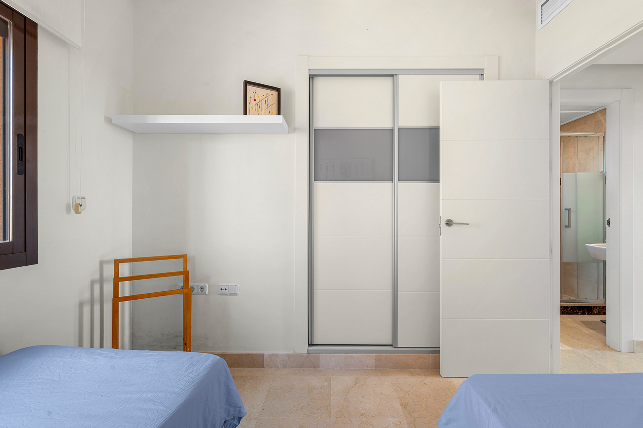Town House in San Miguel de Salinas – YC787809