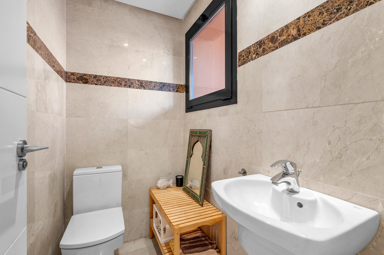 Town House in San Miguel de Salinas – YC787809