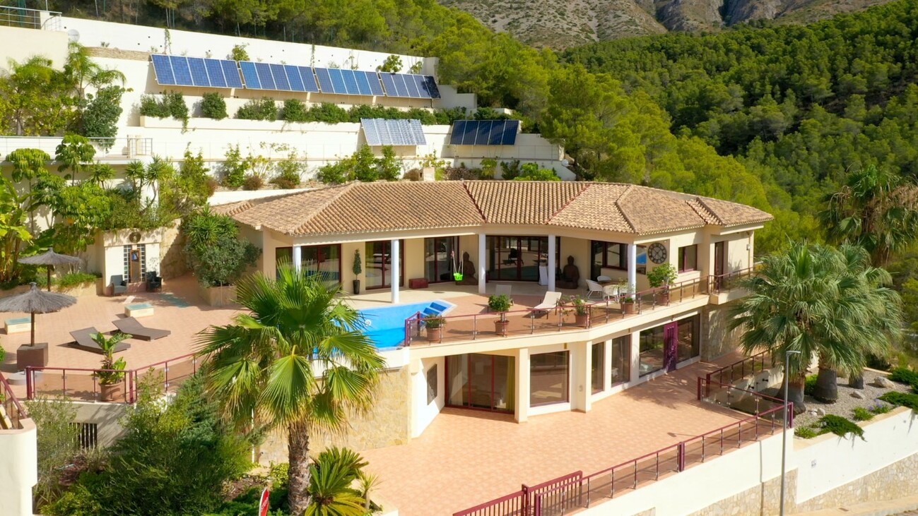 6 slaapkamer Villa in Callosa D'en Sarria in Medvilla Spanje