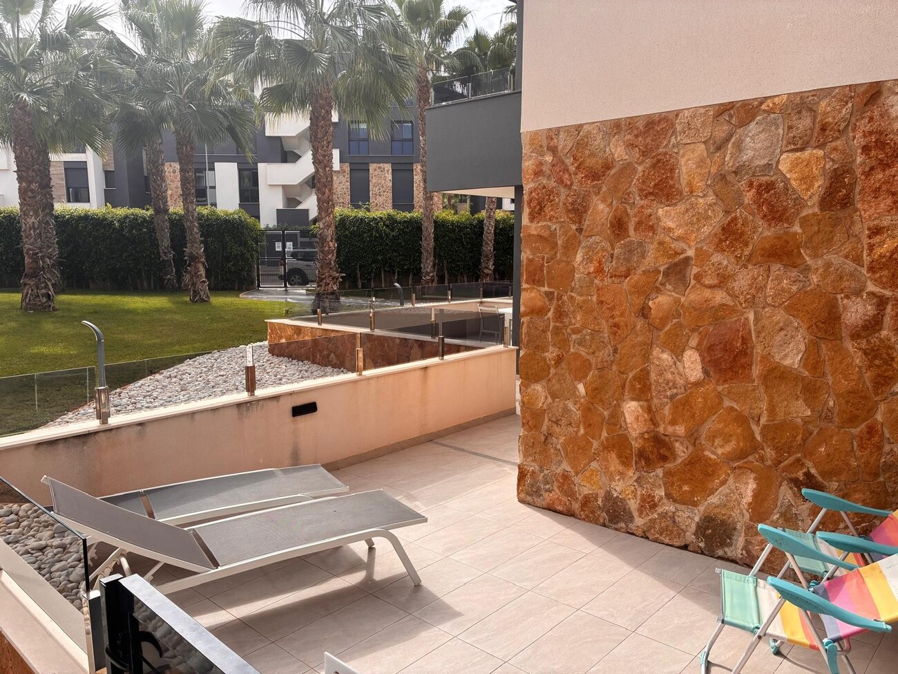 Apartment in Los Altos – YC787728