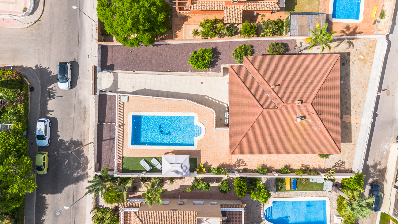 Vrijstaande villa te koop in Torrevieja