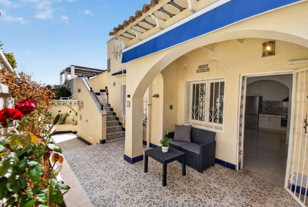House in Torrevieja - Image 2