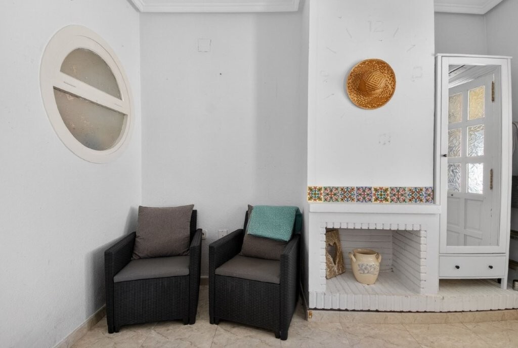 House in Torrevieja - Image 4