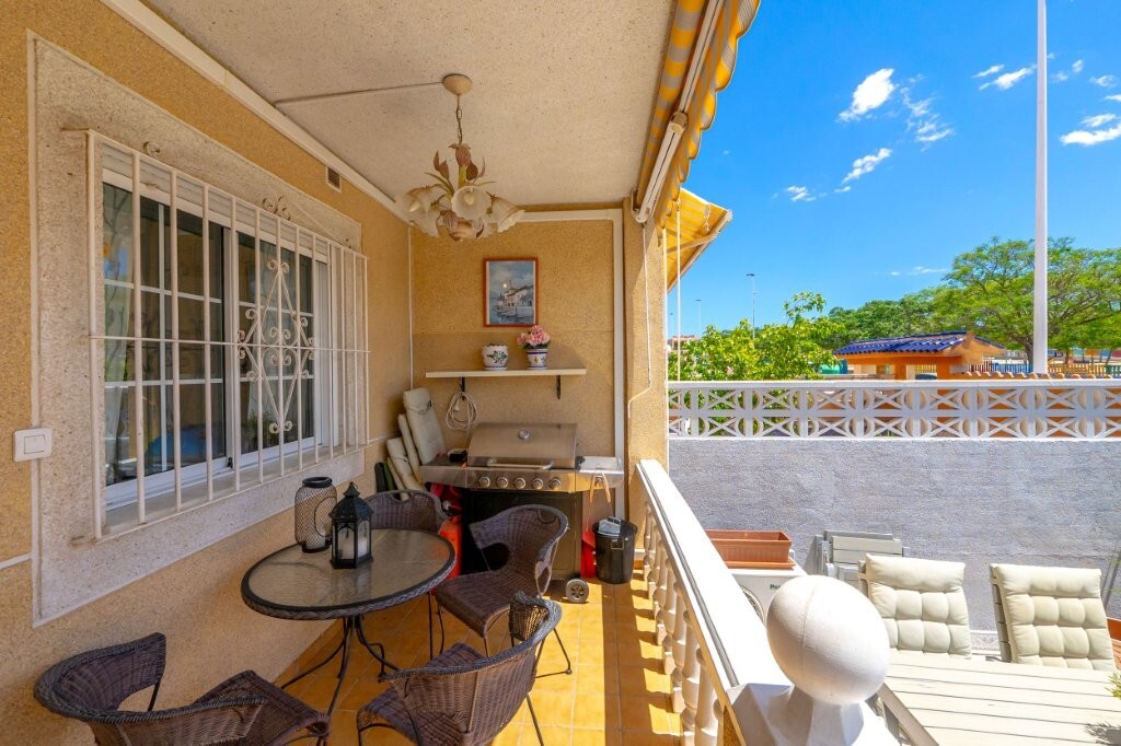 House in Torrevieja - Image 5